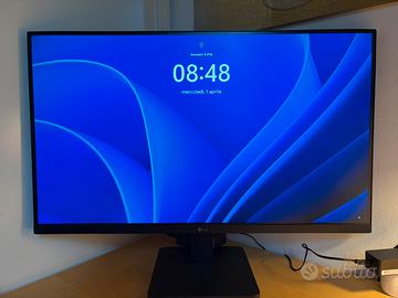 Computer fisso + Monitor + Tastiera e Mouse