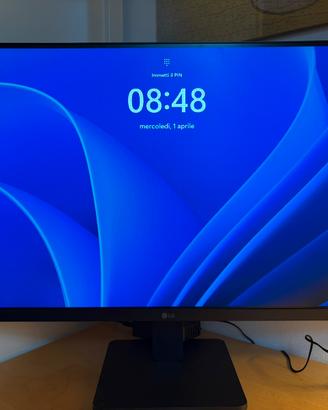 Computer fisso + Monitor + Tastiera e Mouse