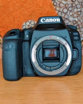 Canon EOS 90D nuova sigillata