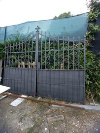 Cancello di villa storica