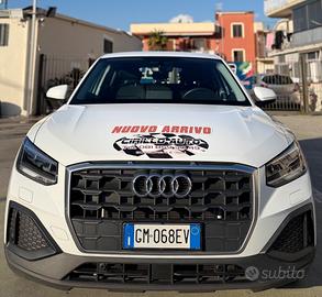 Audi Q2 2.0 Diesel Automatica Identity Black 115 C