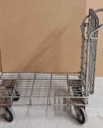 Carrello in filo metallico a 4 ruote girevoli