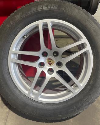 Ruote Porsche Macan 18