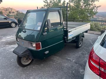 Ape tm cassone 220 benzina unico proprietario