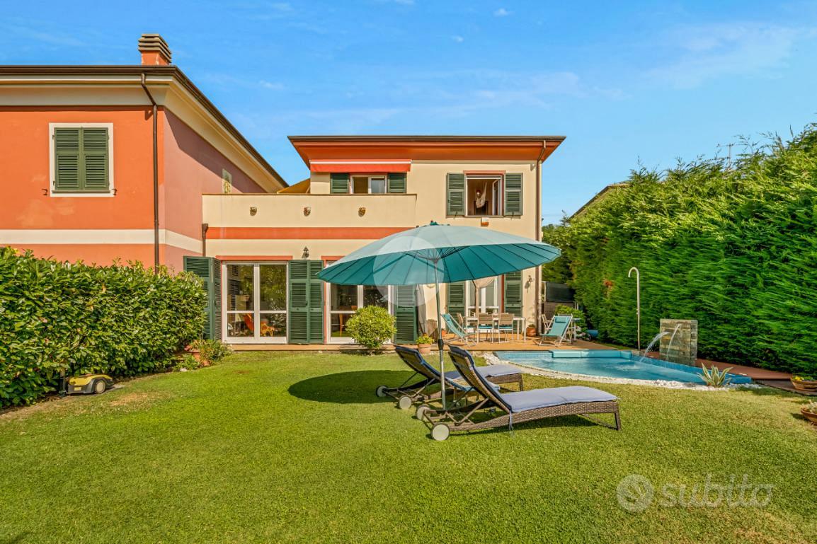 VILLA SINGOLA A LA SPEZIA