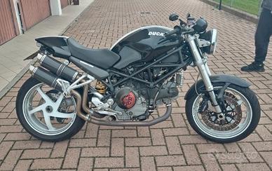 Ducati Monster S2R 1000
