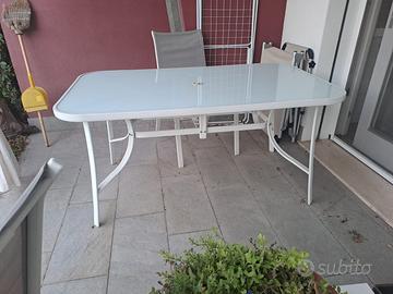 TAVOLO BIANCO + 2 SEDIE