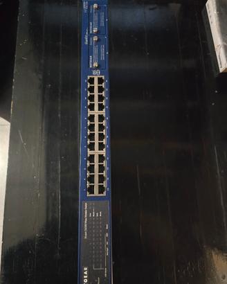 Switch Netgear FS726