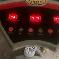 Pedana vibrante, più attrezzo per addominali