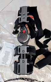 Tutore Donjoy per ginocchio.