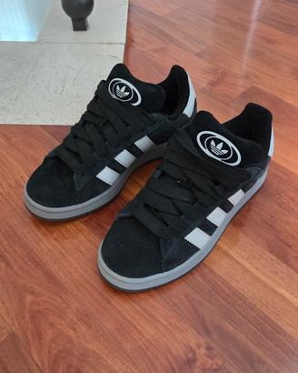 Adidas campus