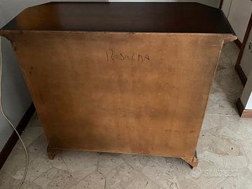 mobiletto in legno con cassetti