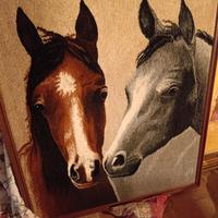 quadro cavalli  in tessuto