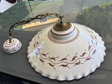 Lampadario in ceramica dipinto a mano