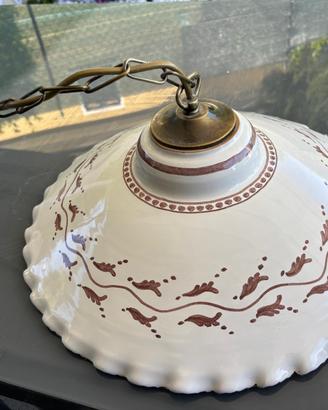 Lampadario in ceramica dipinto a mano
