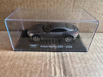 aston martin db 11  prodotto nuovo