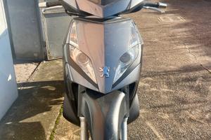 Scooter Peugeot geopolis 400