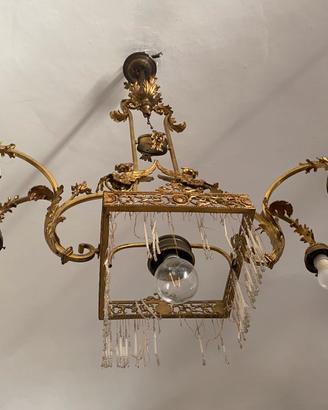 Lampadario antico in bronzo
