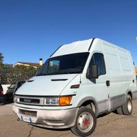Iveco Daily 35C11 2.8 TD 110cv L2H2 131.000 km