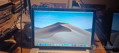 macbook pro 15 i. 7 giga 4