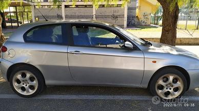 Alfa Romeo 147 twins park