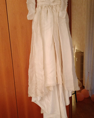 Abito da sposa classico in raso e seta