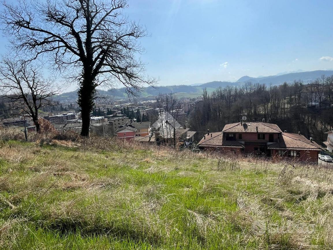 TER. RESIDENZIALE A PAVULLO NEL FRIGNANO - Vista 4