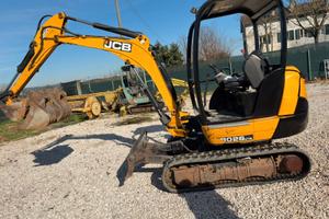 Miniescavatore JCB