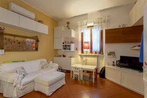 Casa indipendente di 81 m² con 3 locali e posto au
