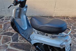 MBK Booster 50 - 2012