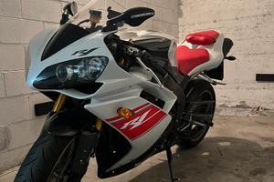 Yamaha R1 2008 in garanzia