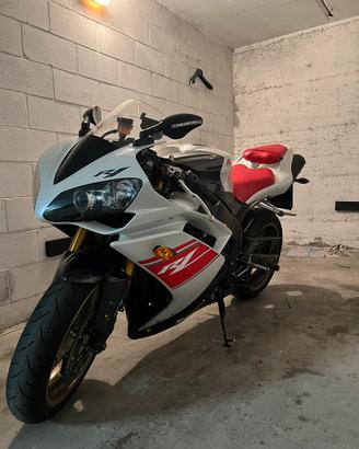 Yamaha R1 2008 in garanzia