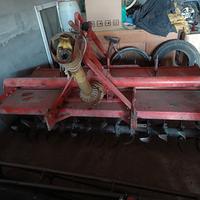 Fresa fissa per trattore.