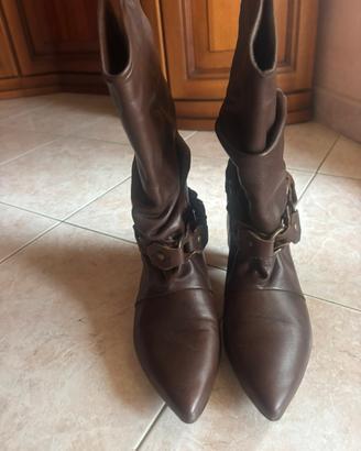 Stivaletti pelle moro Divine Follie n.39