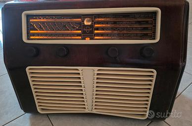 Radio Radiomarelli 10A05 del 1948