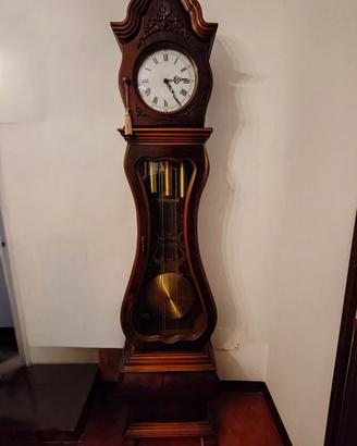 Orologio a pendolo da pavimento in legno anni ’90