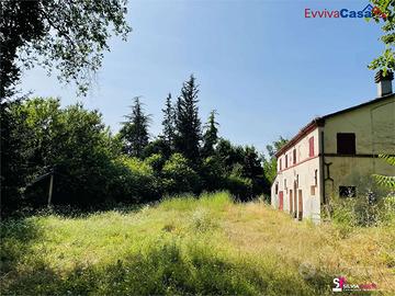 Dimora Storica da Ristrutturare a Morro d'Alba