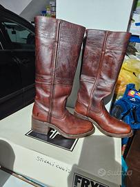 Stivali Frye taglia 37,5 38  (7,5 US)