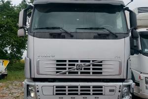 TRATTORE STRADALE VOLVO 480
