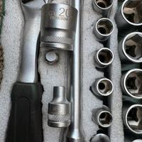 Set chiave 3/8 polici