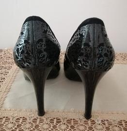 Nero Giardini décolleté 