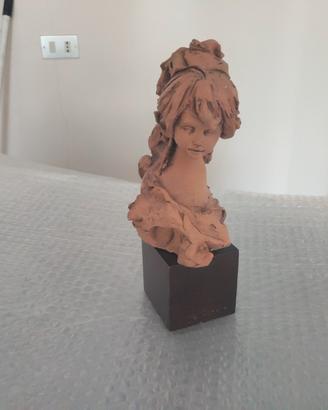 scultura in terracotta