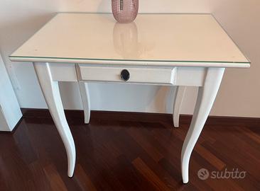 Scrittoio / Scrivania in legno e sedia (79x50 cm)