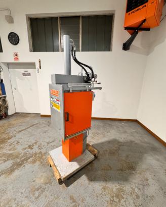 Schiaccia bidoni COMAP SB-5