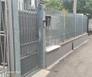 Ringhiera e cancelletto in ferro zincato