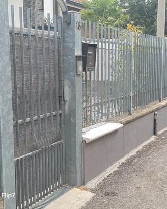 Ringhiera e cancelletto in ferro zincato