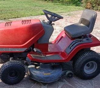 Trattorino rasaerba - tagliaerba Murray  15.5 hp