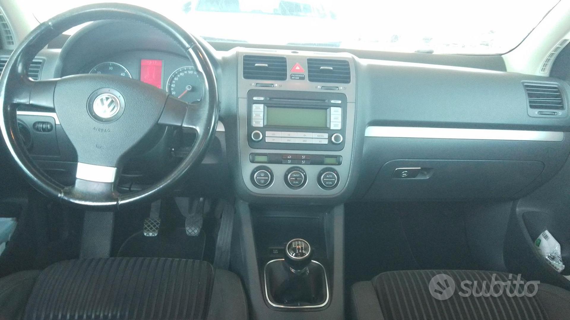 Volkswagen Golf 2007 photo 2