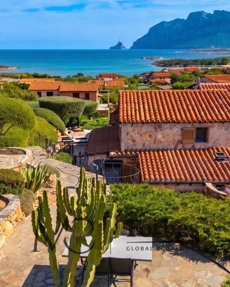 Porto San Paolo - Villa bifamiliare con vista mare