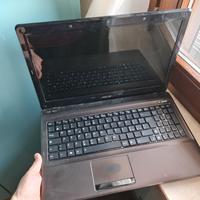 Computer portatile Asus GUASTO